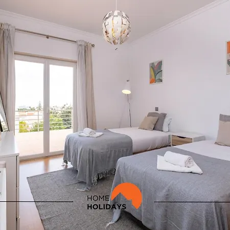 #196 Villa Modern With Share Pool In Balaia * Albufeira