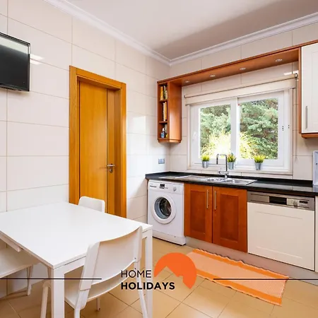 Villa #196 Villa Modern With Share Pool In Balaia Albufeira